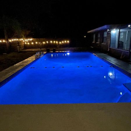 ティテュスビル Pool House Oasisヴィラ エクステリア 写真