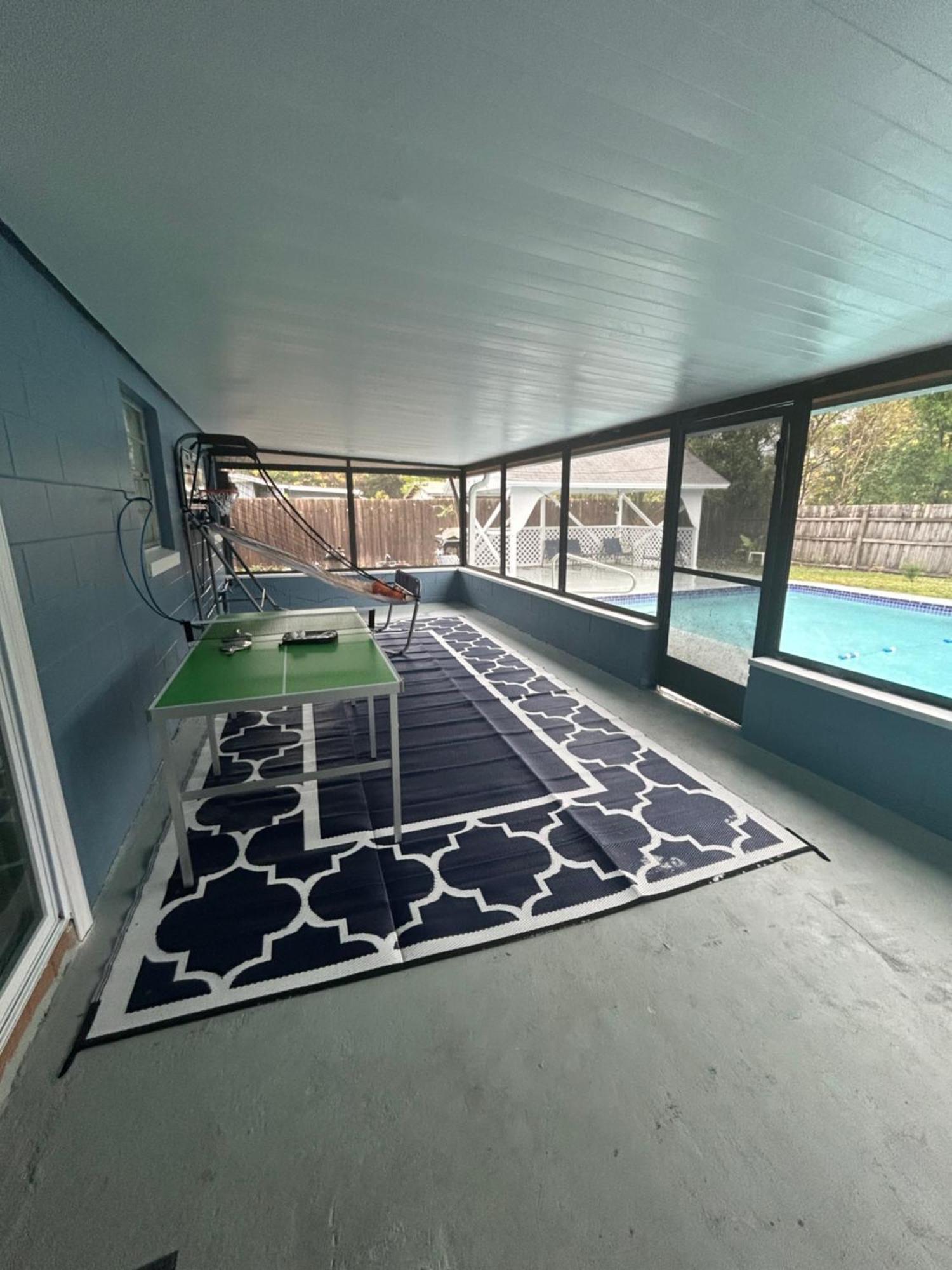 ティテュスビル Pool House Oasisヴィラ エクステリア 写真